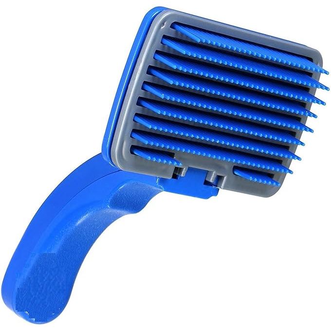 Self cleaning brush